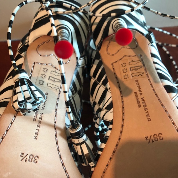 Sophia Webster Zebra Stripe Lace-up Sandals - Picture 5 of 8